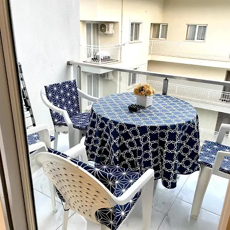 Apartment Theos 23